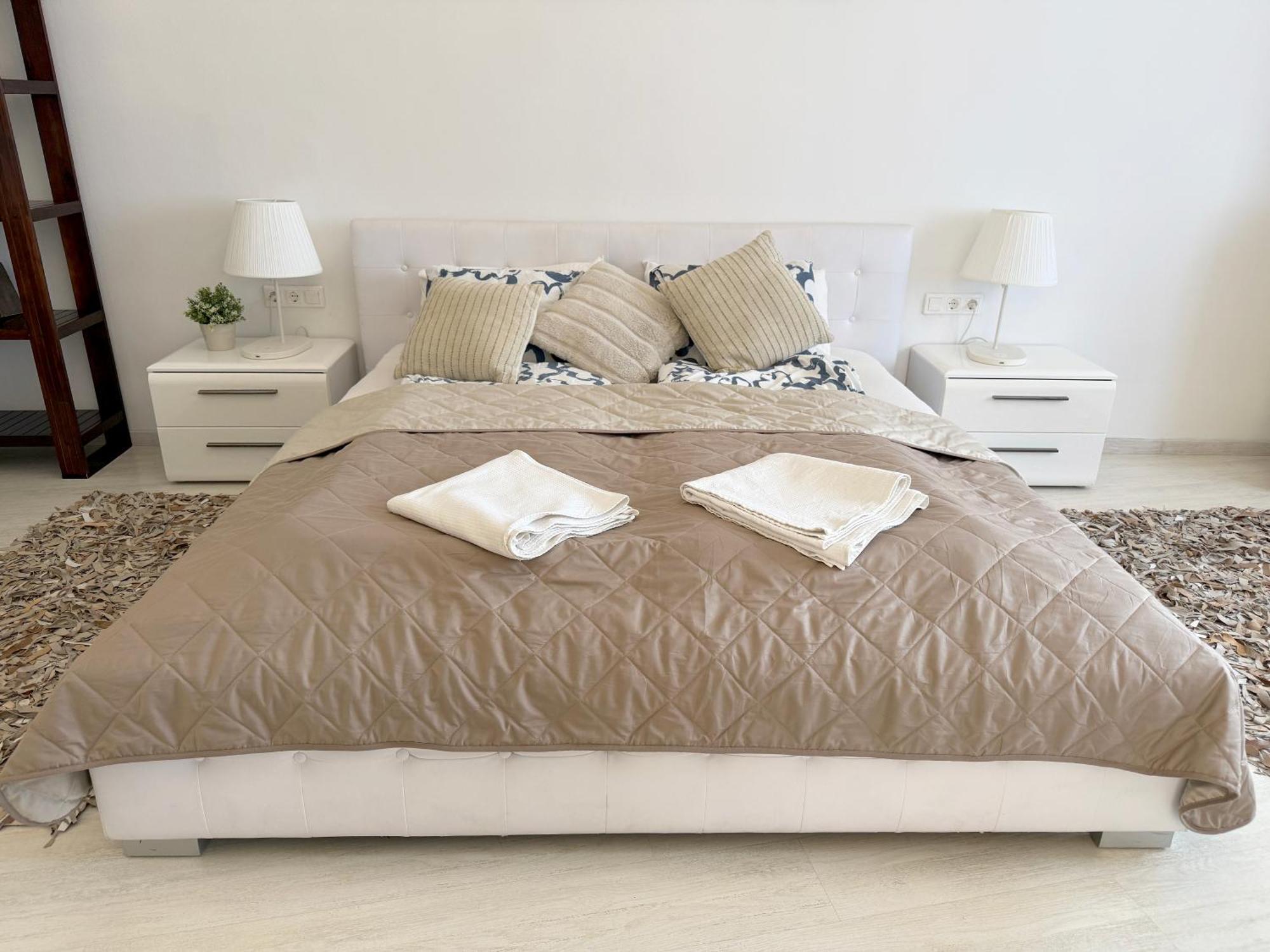 Apartament Elegant 125m2 In Center Of