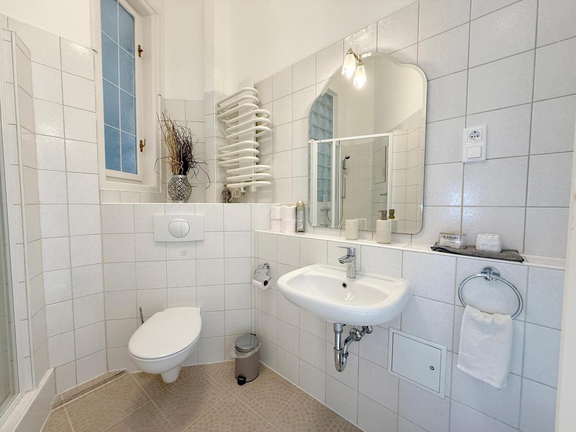 Apartament Elegant 125m2 In Center Of
