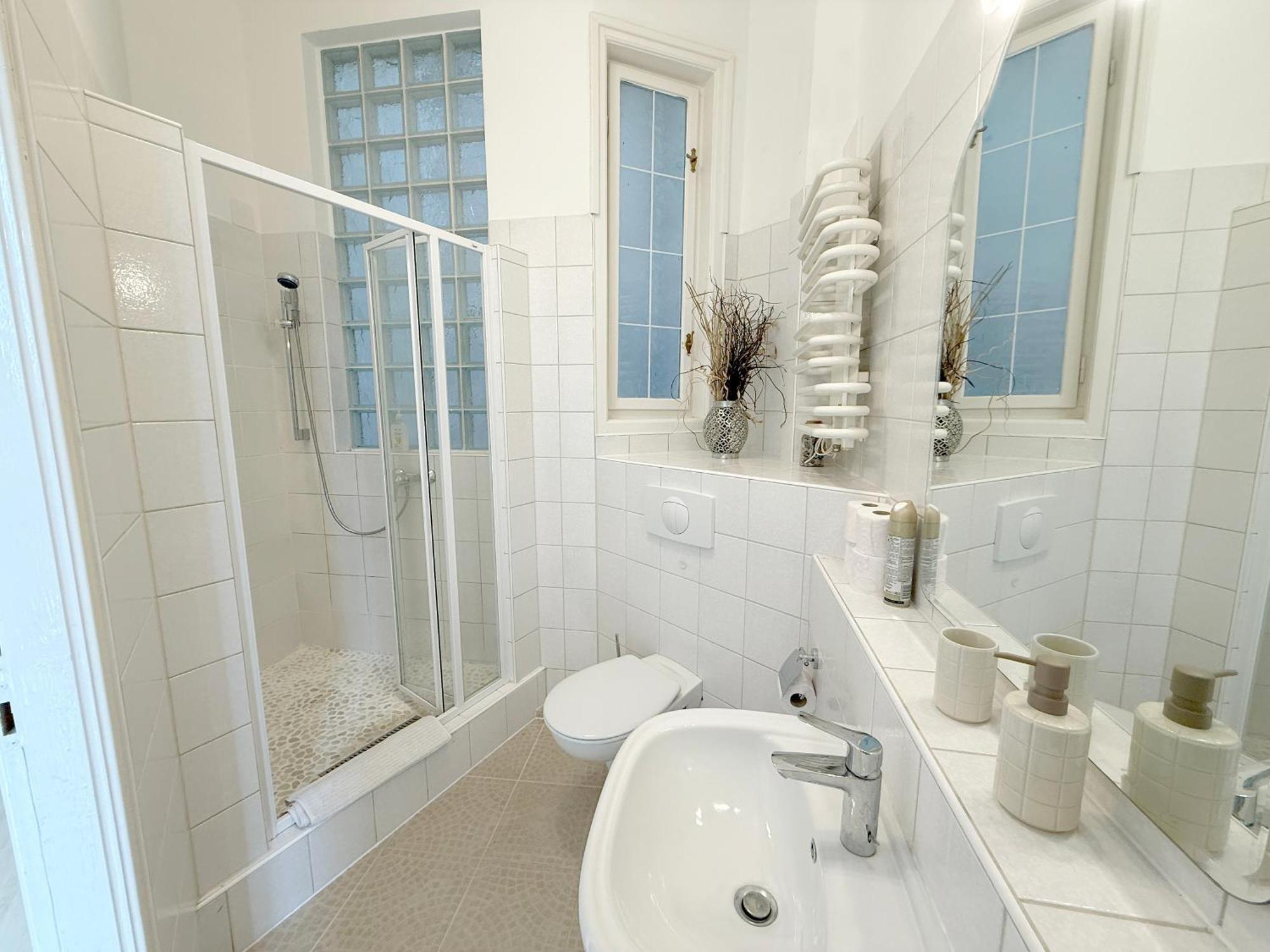 Elegant 125m2 In Center Of Apartament Budapesta