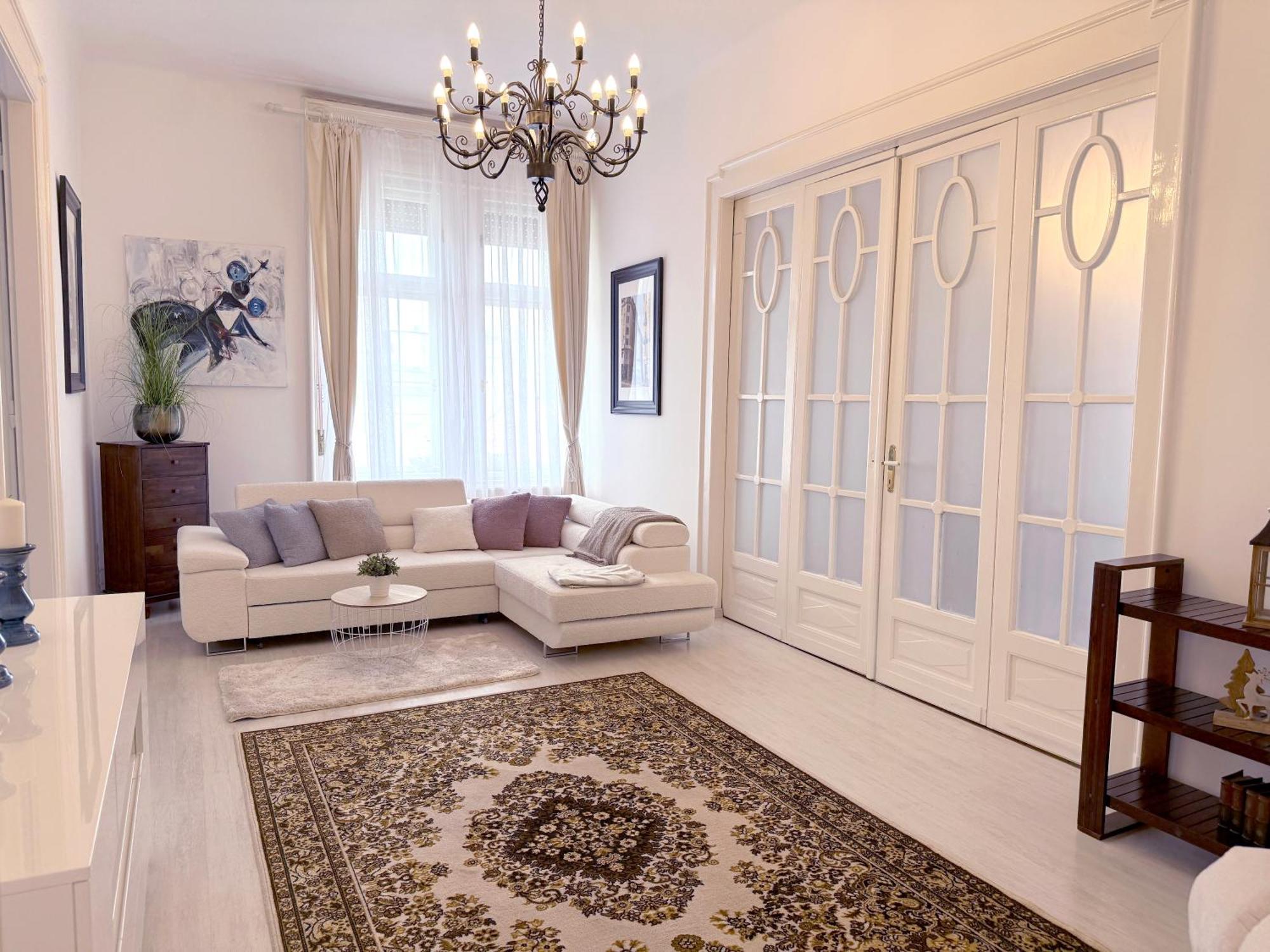 Apartament Elegant 125m2 In Center Of Budapesta